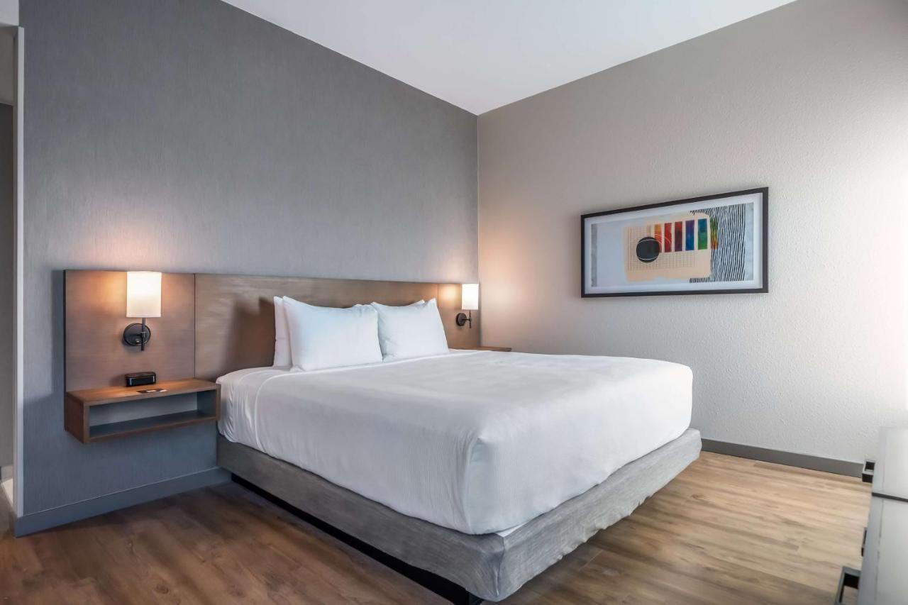 Hyatt Place Gainesville Downtown Bagian luar foto